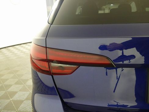 Used 2018 Audi A4 2.0T allroad Premium Plus w/ Premium Plus Package image 32