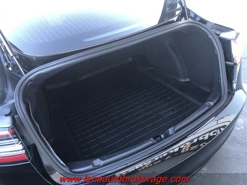 Used 2018 Tesla Model 3 Mid Range image 19