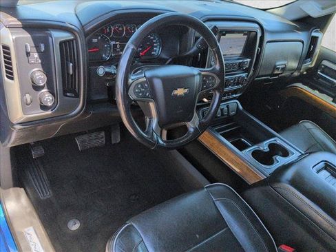Used 2018 Chevrolet Silverado 2500 High Country AWD/4WD image 12