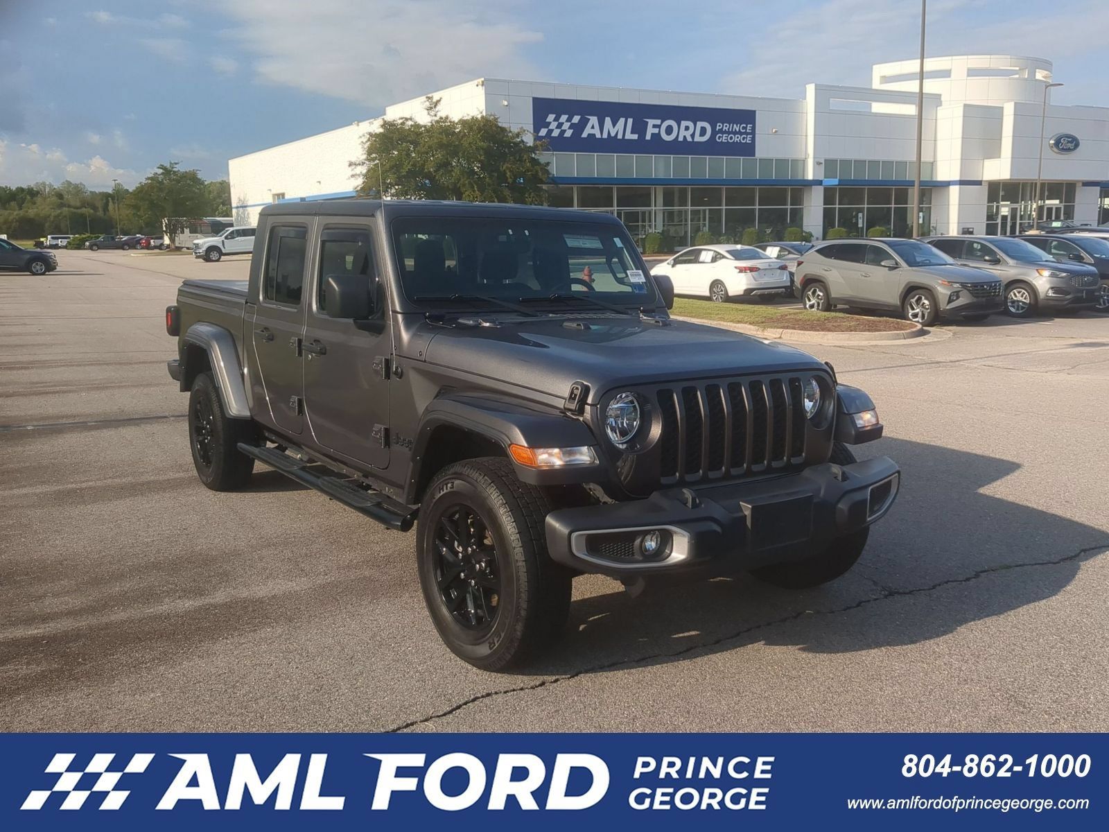 Used 2021 Jeep Gladiator Sport AWD/4WD image 1