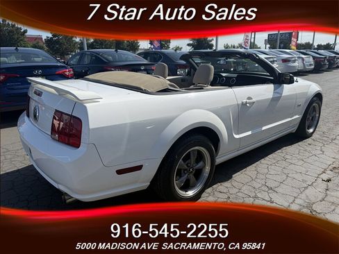 Used 2005 Ford Mustang GT Premium image 20