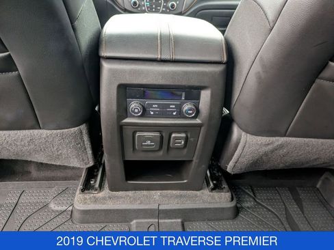 Used 2019 Chevrolet Traverse Premier image 33