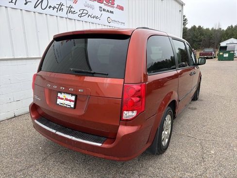 Used 2012 Dodge Grand Caravan SE image 10