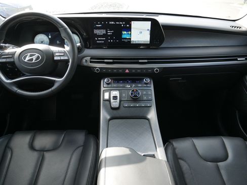 Used 2024 Hyundai Palisade Limited AWD/4WD image 10