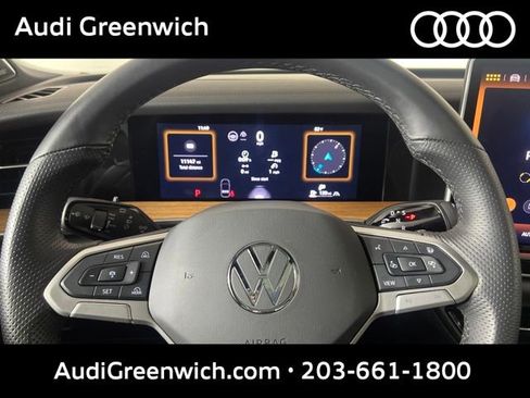 Used 2025 Volkswagen Tiguan SEL R-Line AWD/4WD image 23