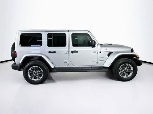 Used 2023 Jeep Wrangler Unlimited Sahara w/ Cold Weather Group AWD/4WD image 26