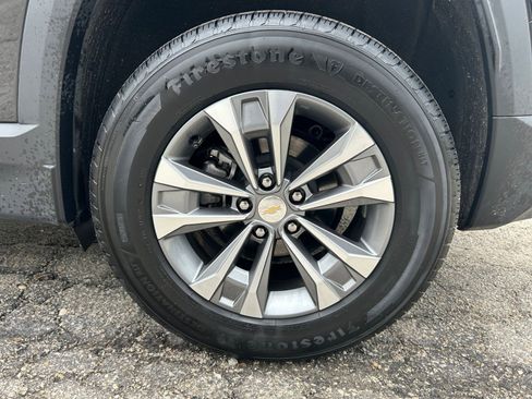 Used 2025 Chevrolet Equinox LT FWD image 24