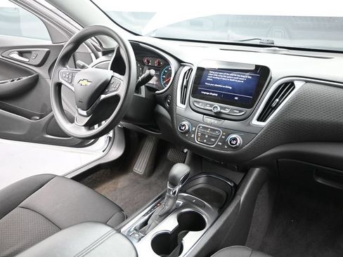 Used 2023 Chevrolet Malibu LT FWD image 29