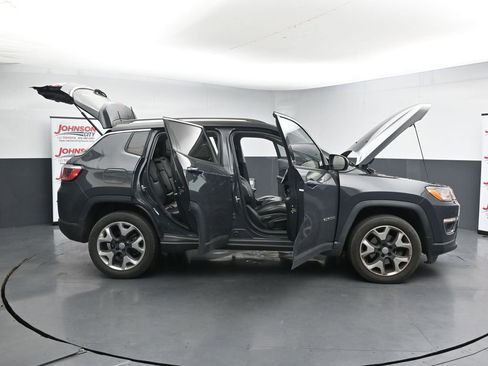 Used 2018 Jeep Compass Limited w/ Navigation Group AWD/4WD image 27