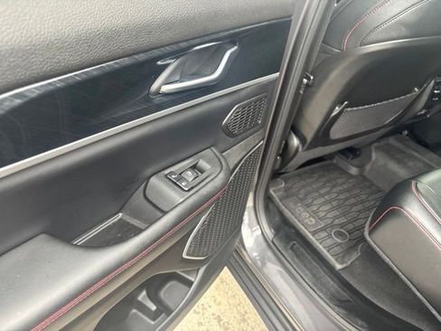 Used 2022 Jeep Grand Cherokee Trailhawk AWD/4WD image 17