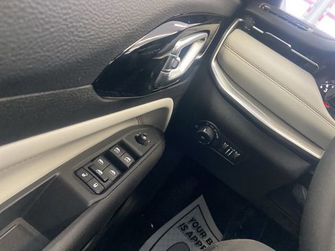 New 2026 Jeep Compass Limited image 25