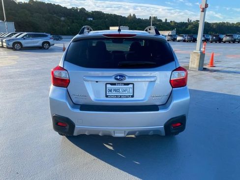 Used 2017 Subaru Crosstrek 2.0i Premium w/ Moonroof Package AWD/4WD image 8