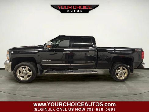 Used 2015 Chevrolet Silverado 2500 LTZ AWD/4WD image 2