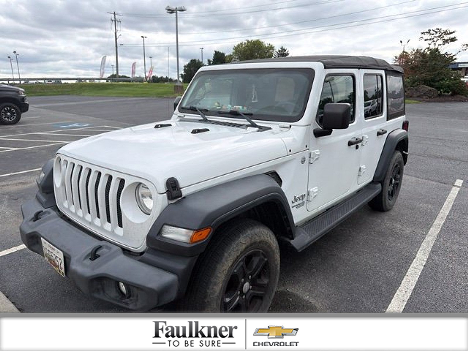 Used 2018 Jeep Wrangler Unlimited Sport S AWD/4WD image 1