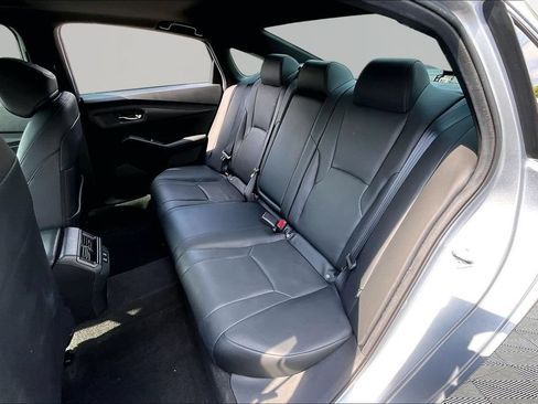 Used 2025 Honda Accord Sport image 17