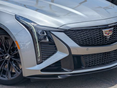 Used 2025 Cadillac CT5 V Blackwing w/ Parking Package RWD image 3