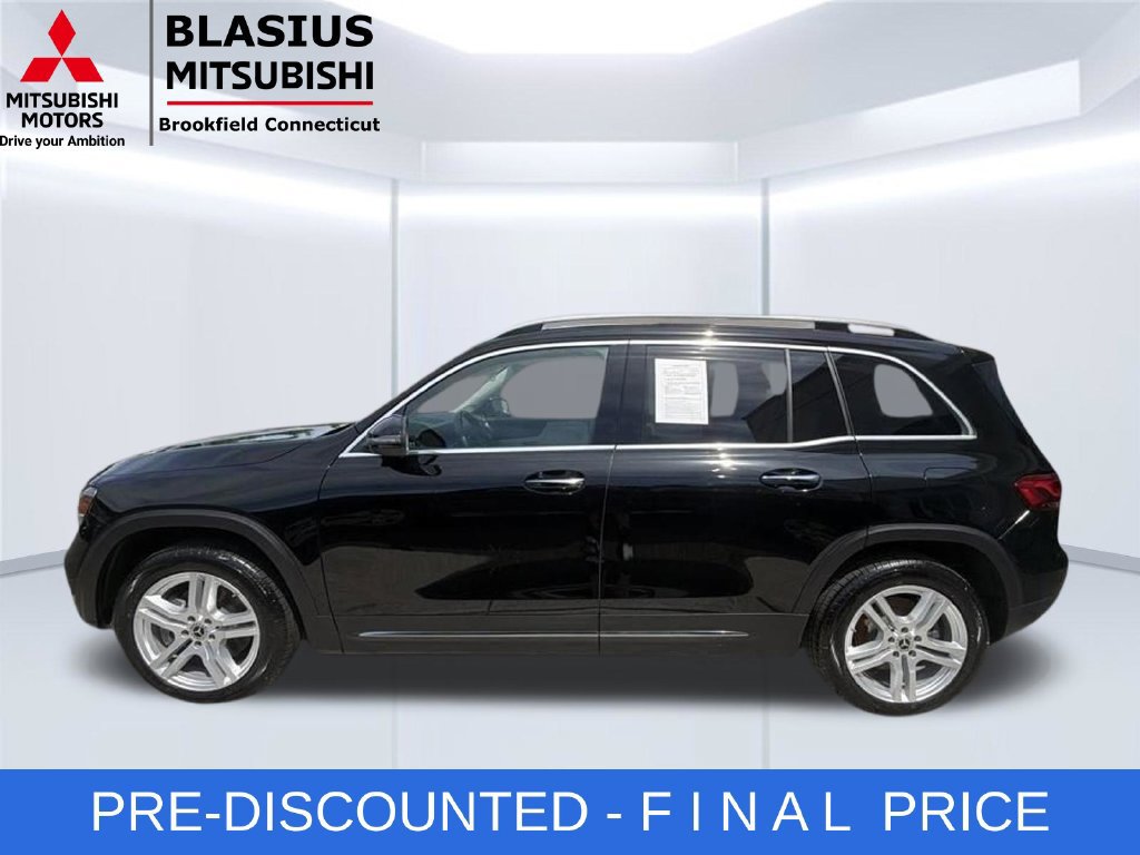 Used 2022 Mercedes-Benz GLB 250 4MATIC w/ Premium Package Lite image 21