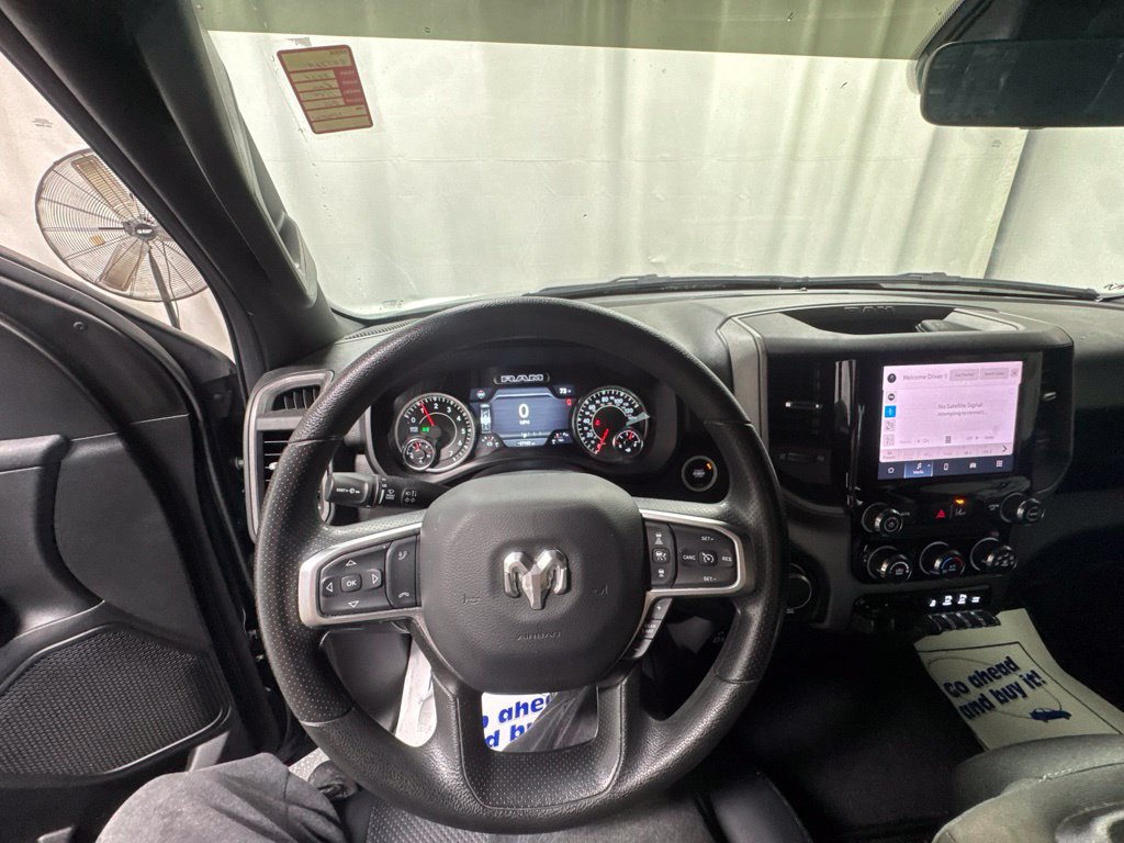 Used 2025 RAM 1500 Warlock AWD/4WD image 24