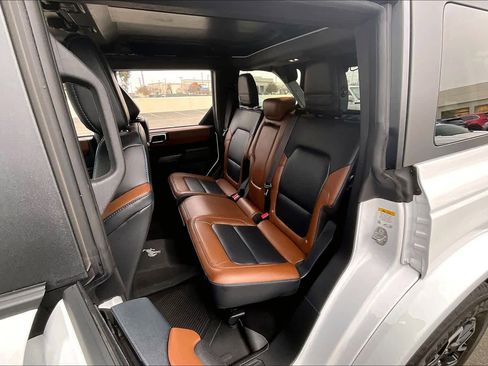 Used 2024 Ford Bronco Outer Banks image 27