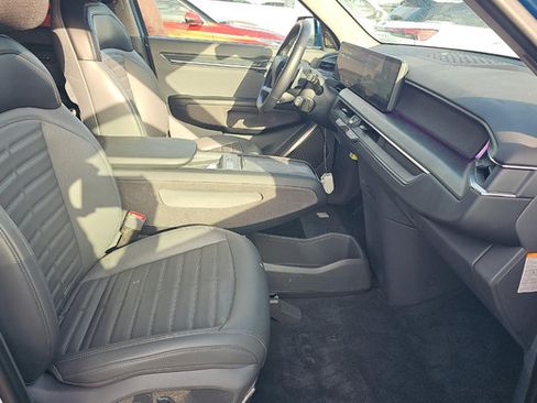 Used 2024 Kia EV9 Land AWD/4WD image 6