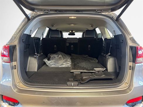 Used 2019 Kia Sorento EX image 25