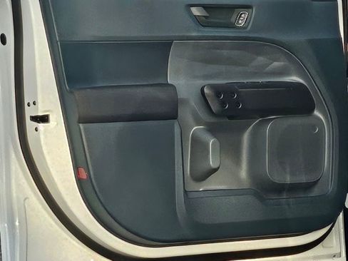 New 2026 Ford Maverick XL image 31