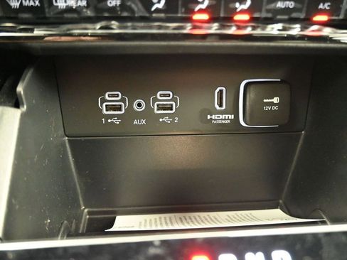 New 2025 Jeep Grand Cherokee L Summit image 23