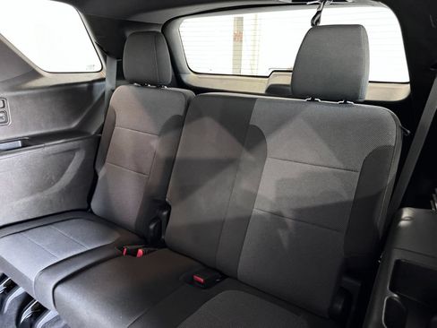 Certified 2023 Chevrolet Traverse LT AWD/4WD image 11