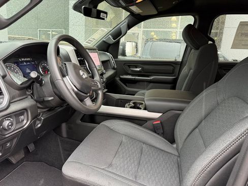 New 2026 RAM 1500 Express AWD/4WD image 4