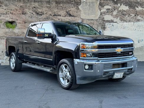 Used 2016 Chevrolet Silverado 2500 LTZ w/ Duramax Plus Package AWD/4WD image 3