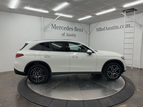 New 2026 Mercedes-Benz GLC 300 image 8