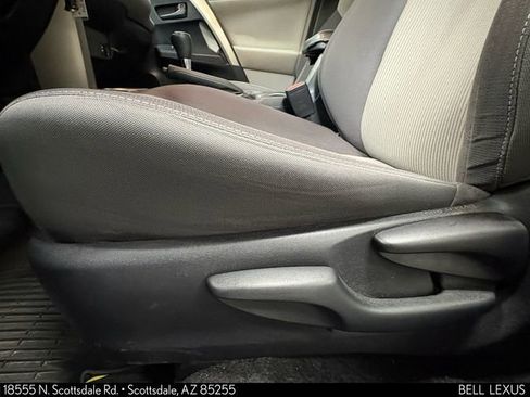 Used 2013 Toyota RAV4 XLE FWD image 14