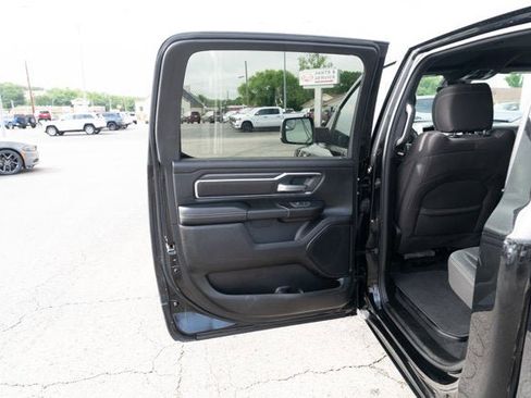 Used 2025 RAM 1500 Big Horn AWD/4WD image 11