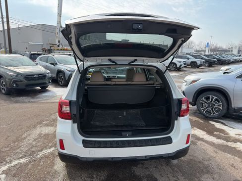 Used 2017 Subaru Outback 2.5i Limited image 15