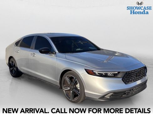 Used 2024 Honda Accord Sport image 6