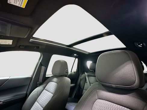 New 2026 Chevrolet Equinox LT w/ Safety and Technology Package FWD image 26
