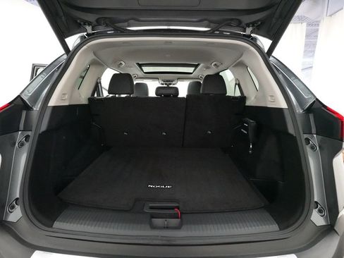 Certified 2023 Nissan Rogue SV image 10