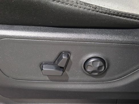 Used 2020 RAM 1500 Big Horn image 23