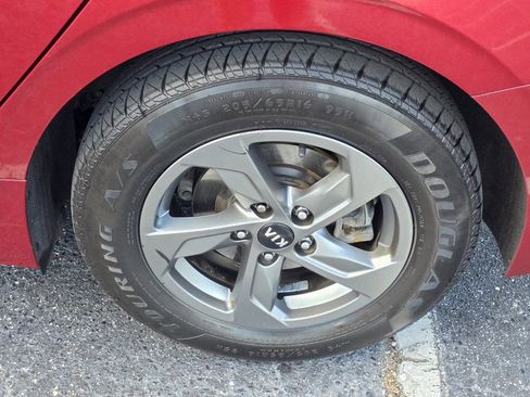 Used 2021 Kia K5 LXS image 31