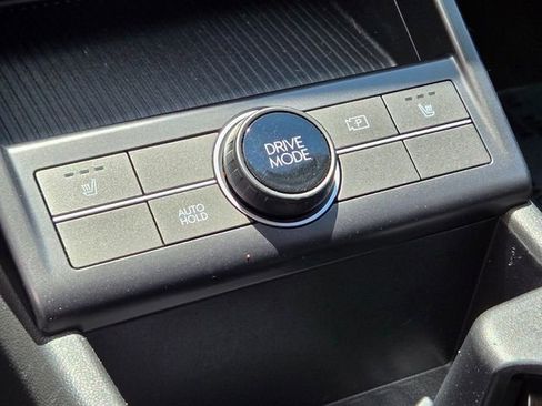 Used 2024 Hyundai Kona SEL FWD image 33
