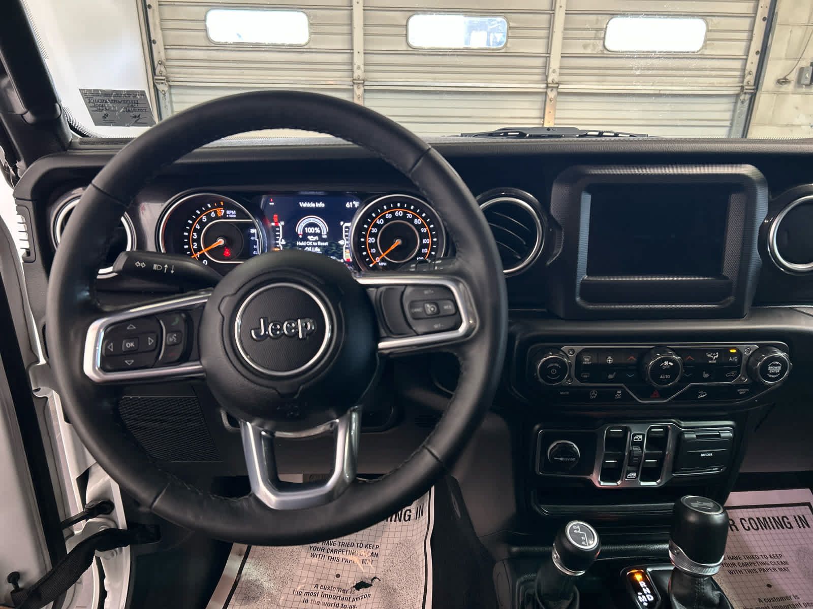 Used 2021 Jeep Wrangler Unlimited Sahara AWD/4WD image 7