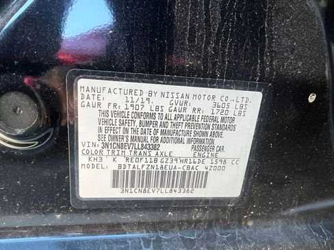 Used 2020 Nissan Versa SV image 14