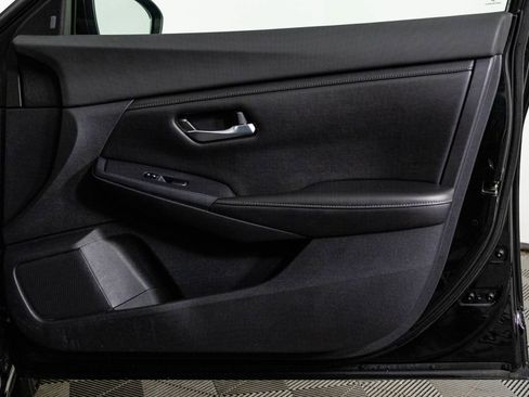 Used 2023 Nissan Sentra SV image 38