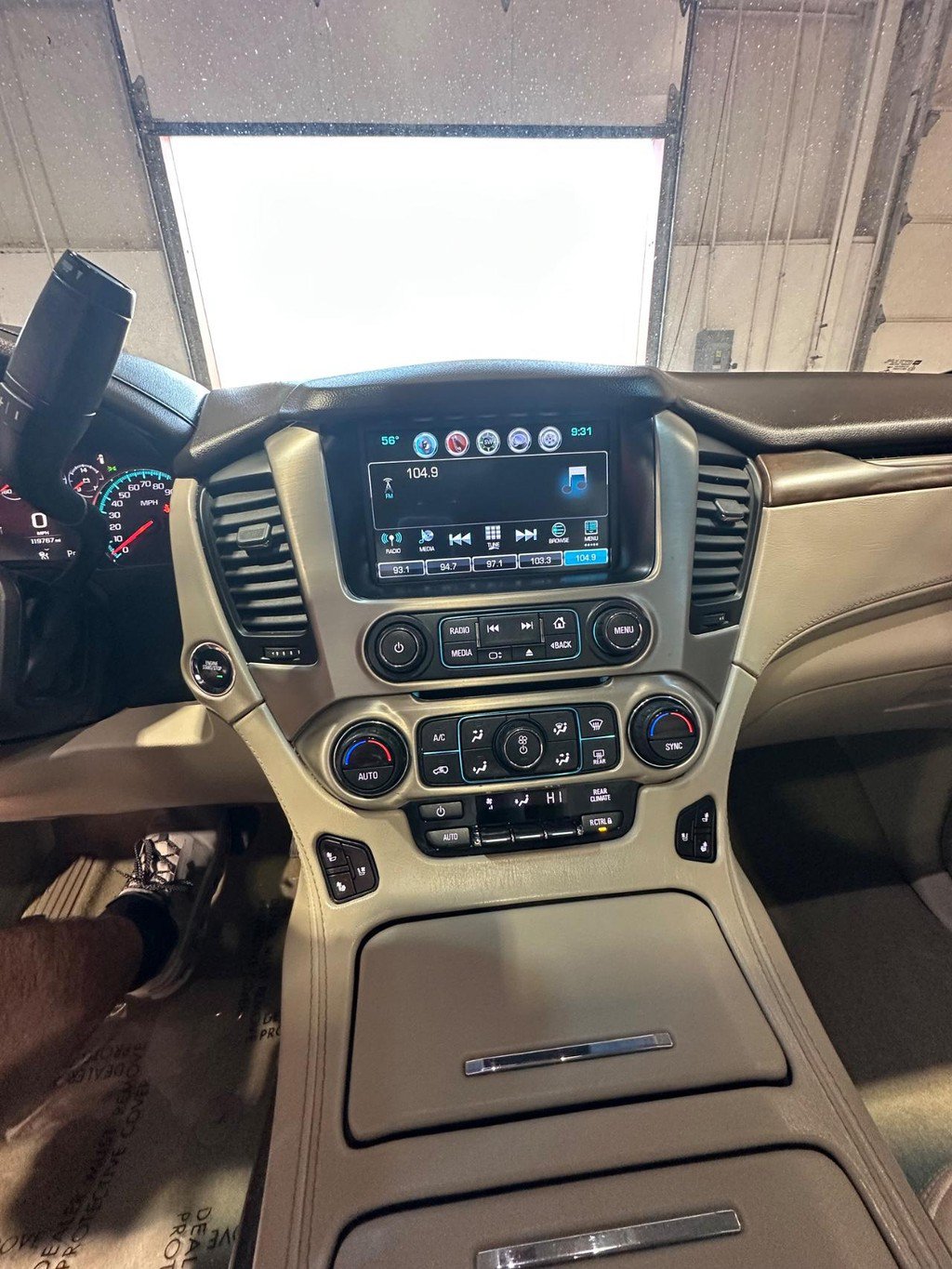Used 2018 GMC Yukon Denali w/ Denali Ultimate Package AWD/4WD image 20