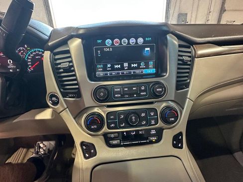 Used 2018 GMC Yukon Denali w/ Denali Ultimate Package image 20