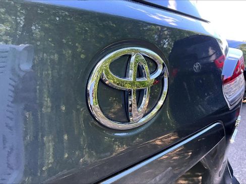 Certified 2023 Toyota Corolla Cross LE w/ Moonroof Package AWD/4WD image 30