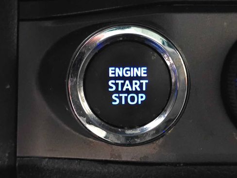 Certified 2022 Toyota Tacoma TRD Off-Road w/ TRD Premium Off Road Package AWD/4WD image 18