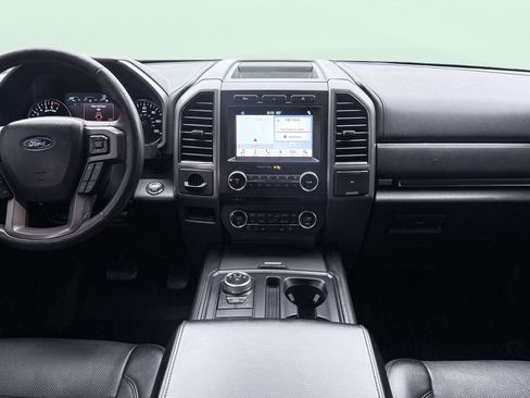 Used 2018 Ford Expedition Max XLT w/ Equipment Group 202A RWD image 57