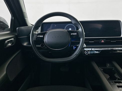 Used 2024 Hyundai Ioniq 6 SE image 18