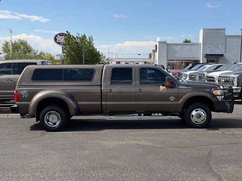 Used 2016 Ford F350 Lariat w/ Lariat Interior Package AWD/4WD image 3